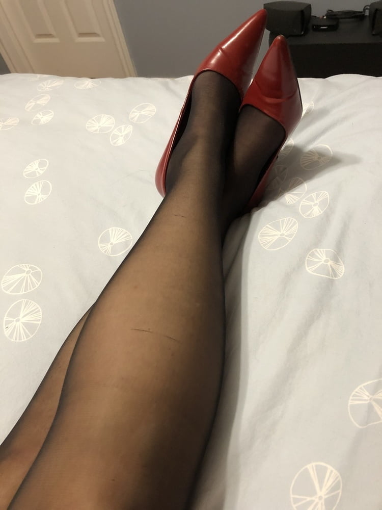 Xh moglie sexy in calze
 #97519250