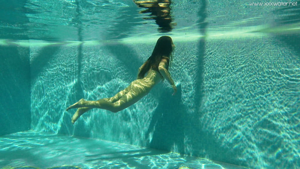 Irina russaka 1 Unterwassershow
 #106609342