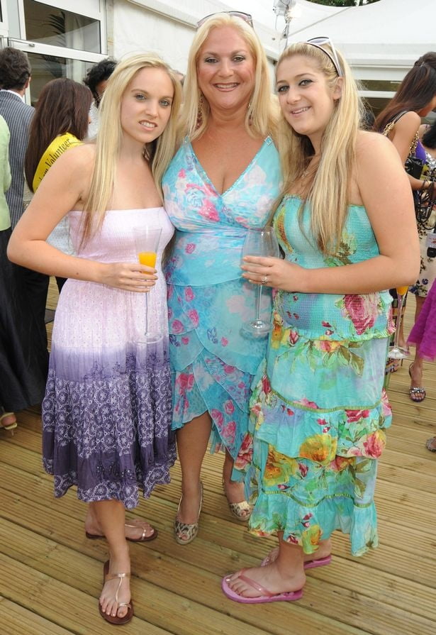 Vanessa feltz
 #94506447