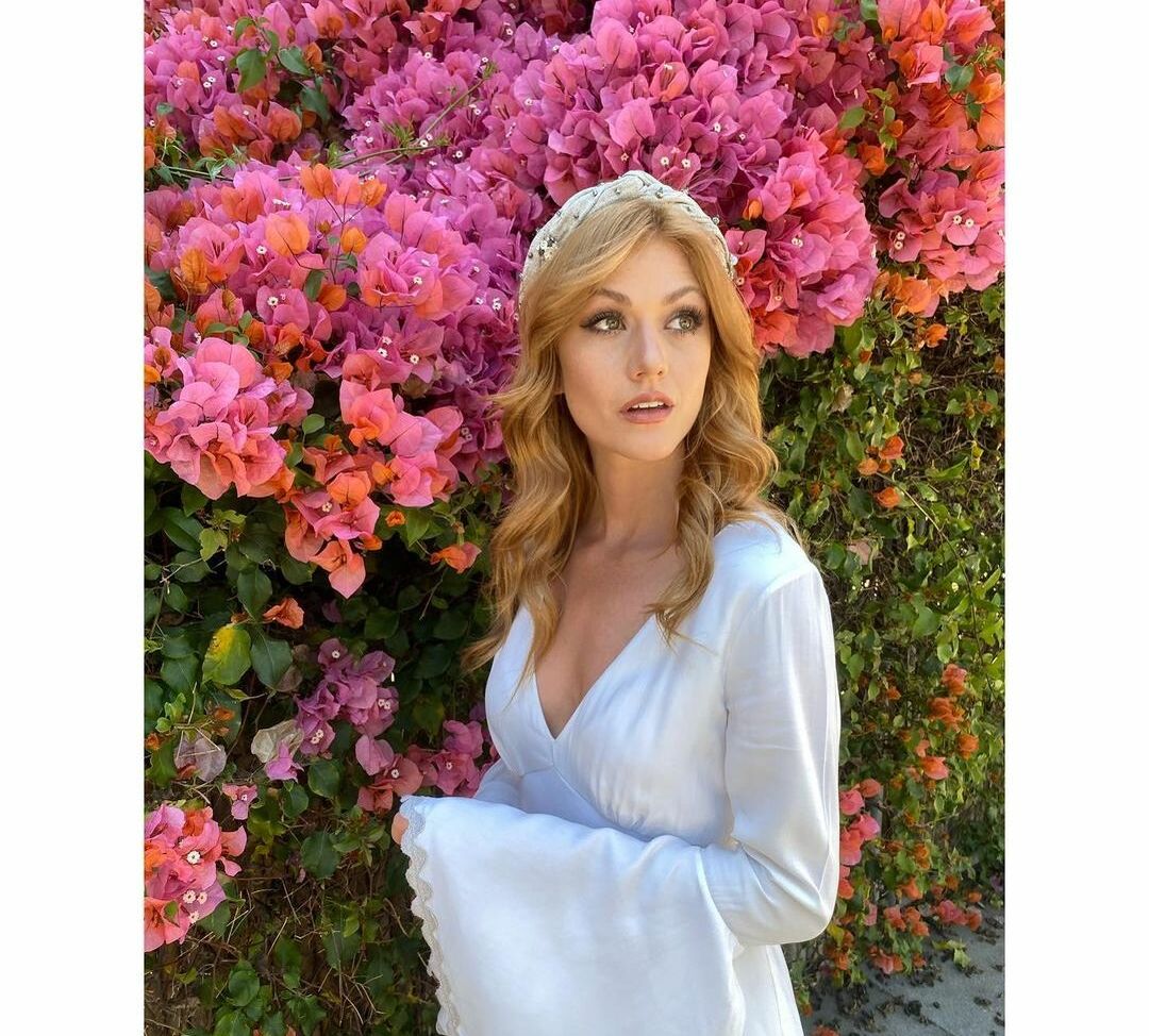 Katherine McNamara nuda #108493221