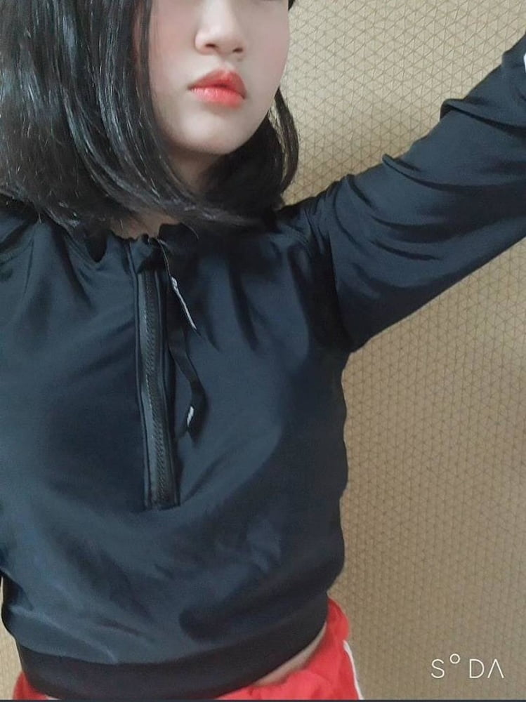 Linda chica coreana
 #92575793