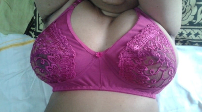 B(.)(.)s in Bra #102783301