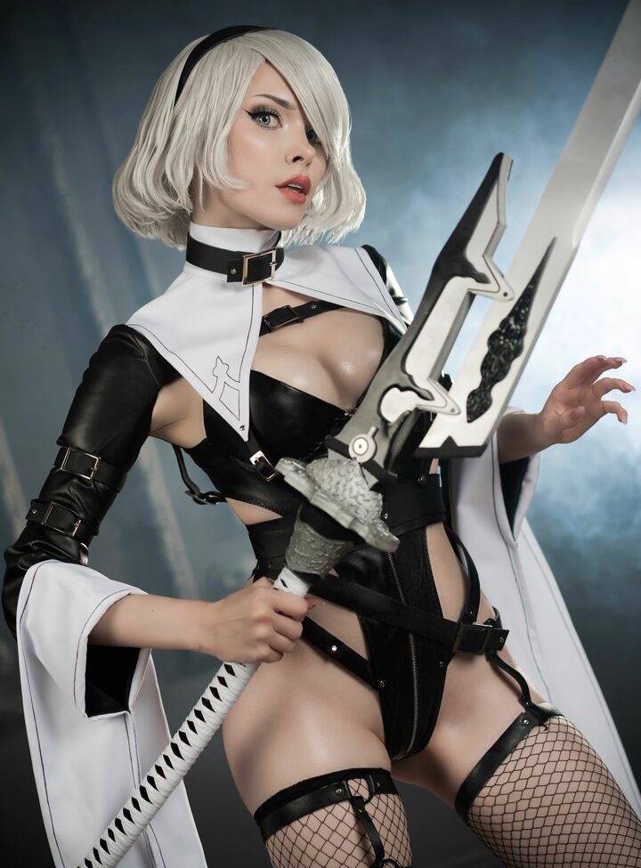 Sladkoslava desnuda #108604072