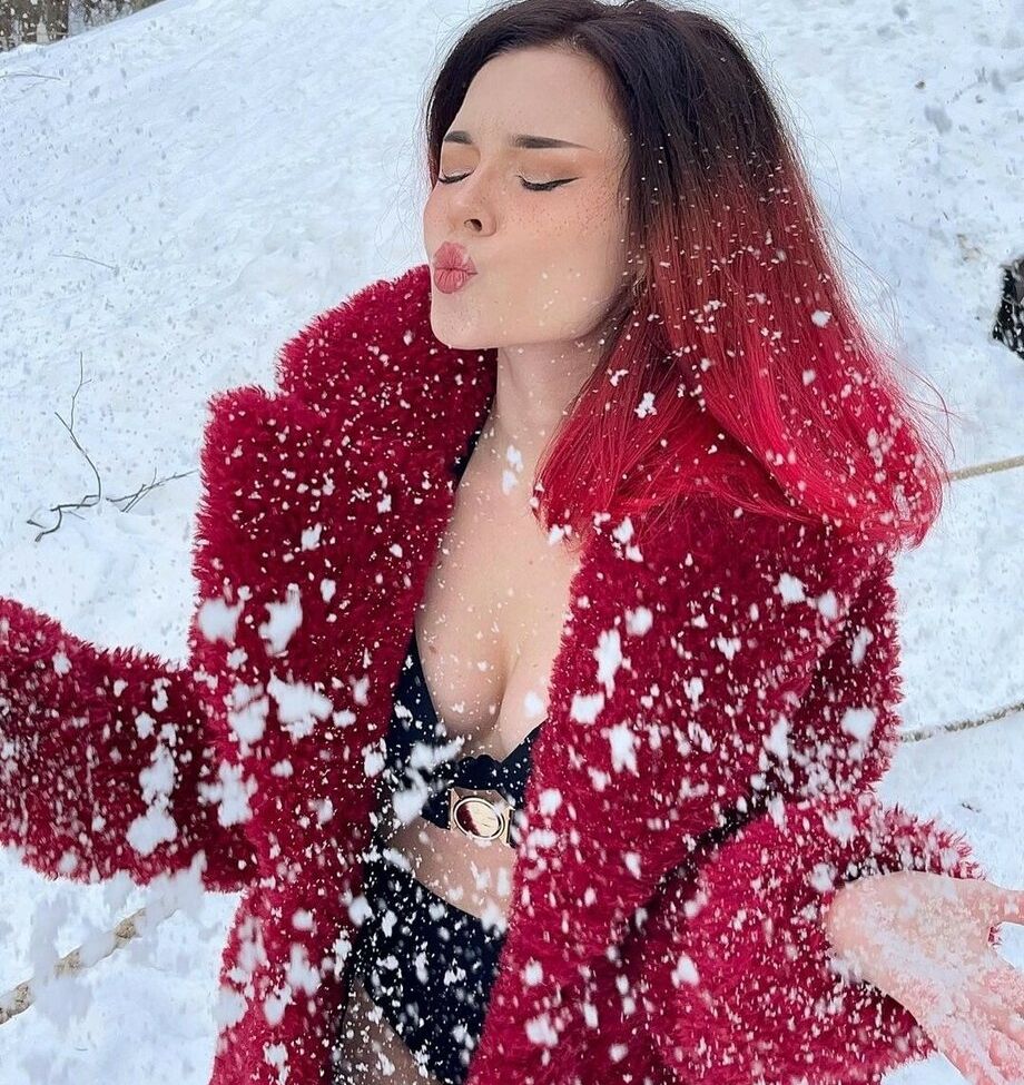 Sladkoslava desnuda #108604092