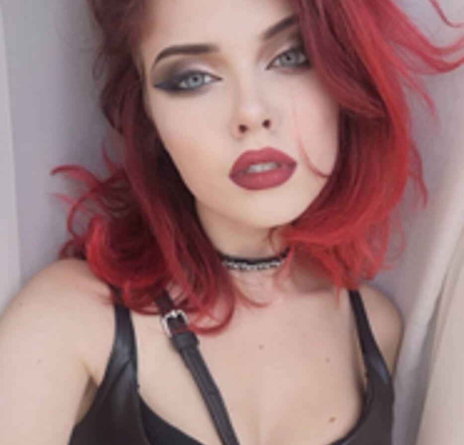 Sladkoslava desnuda #108604101