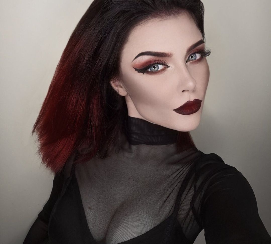 Sladkoslava desnuda #108604318