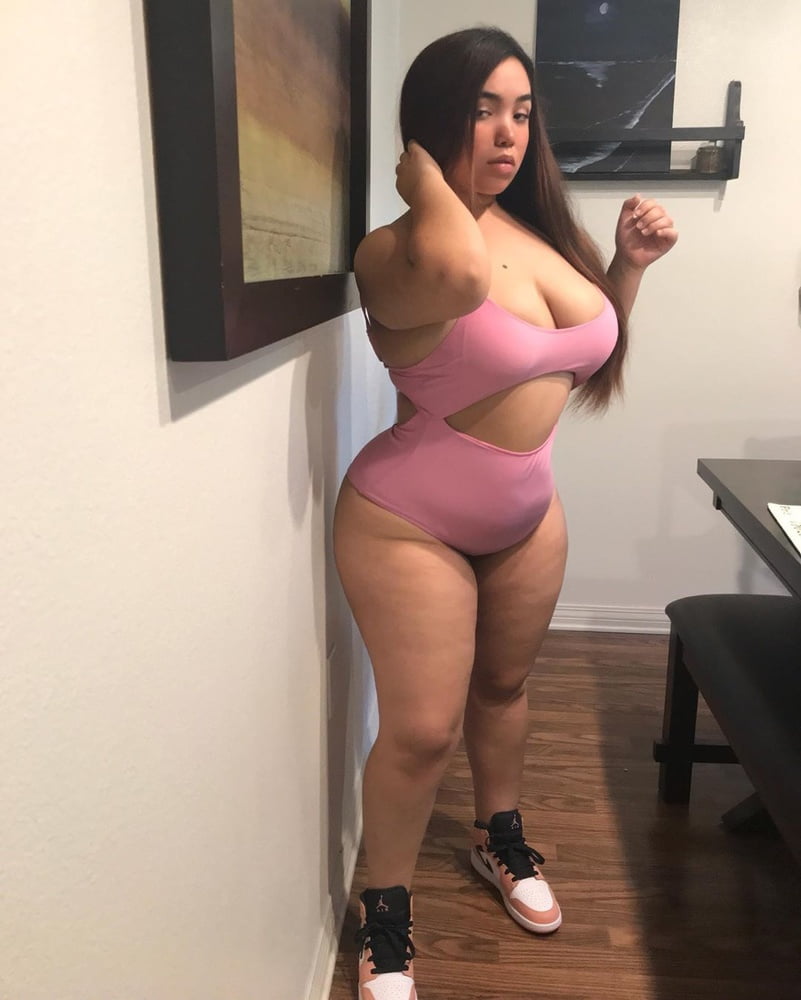 Bbw Pawg Thot Women Big Tits Big Ass Curvy #89423151