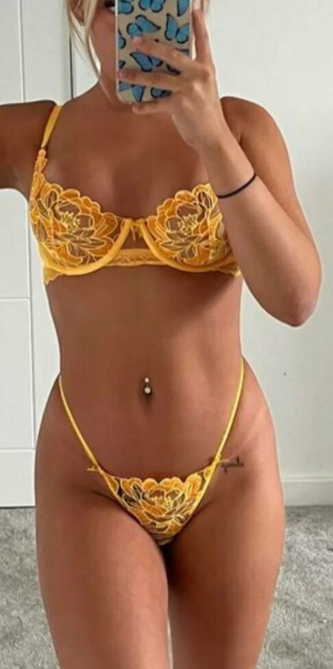 Anna Williams nude #108918671