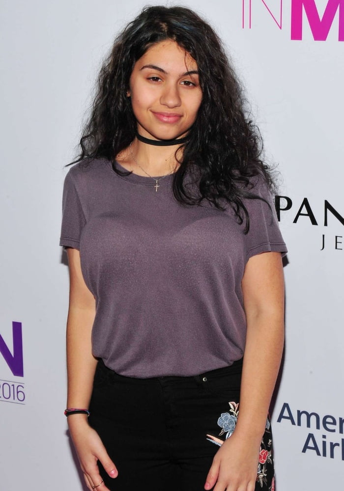 Alessia Cara #92562512