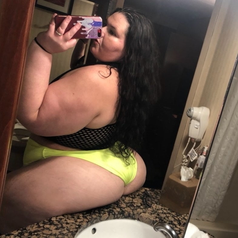 BBW-selfies #106194721