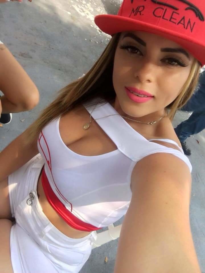 Sara rojo #96692170