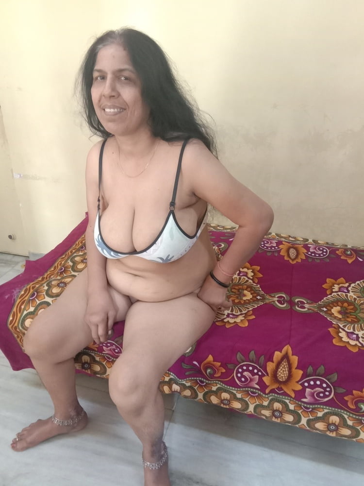Indian big aunty nude big boobs #102898036