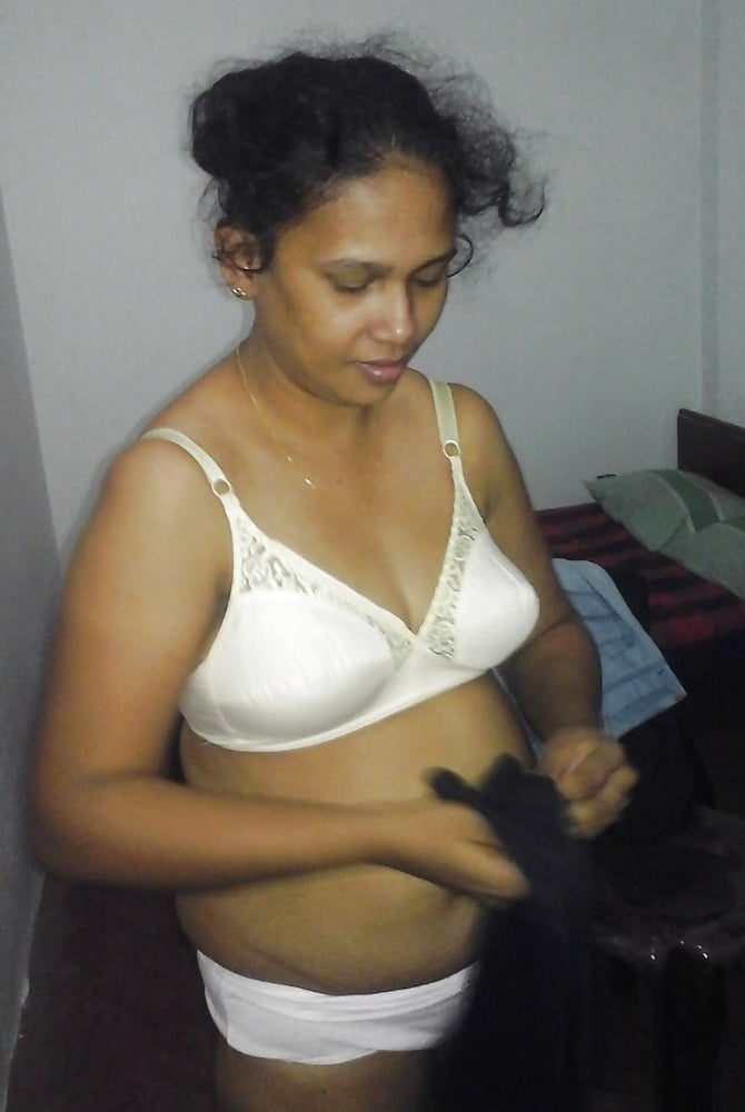 Indian big aunty nude big boobs #102898085