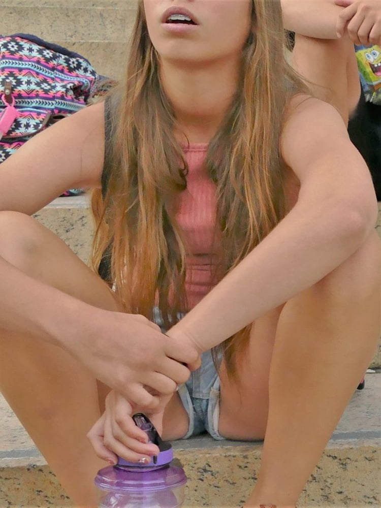 Candid teens voyeur exhibir chicas
 #79868042