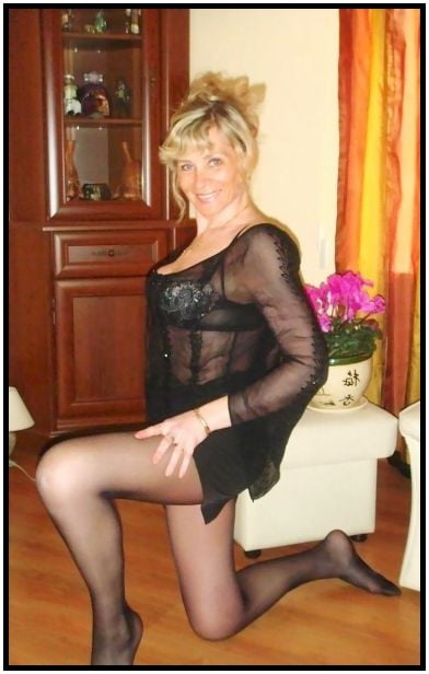 Mix Beautiful ladies young and old with Panyyhose II #95118020