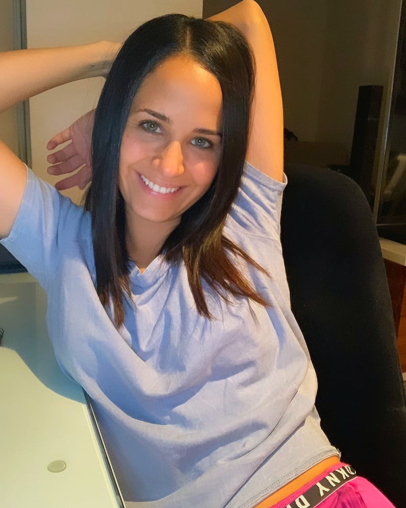 Sigrid Bazan
 #93065890