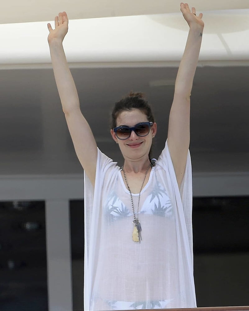 Anne Hathaway #101548115