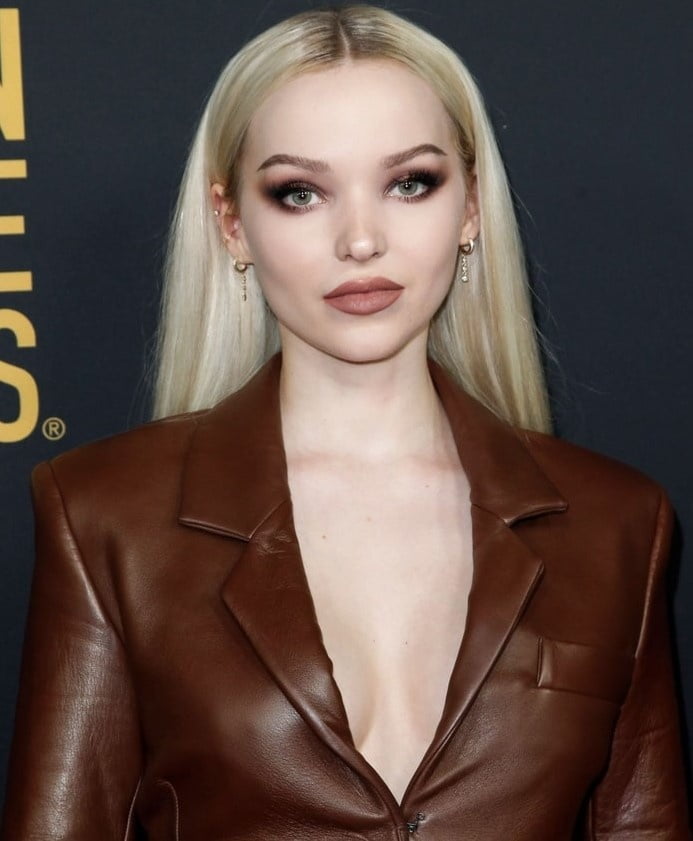 DOVE CAMERON PICTURES #101100934