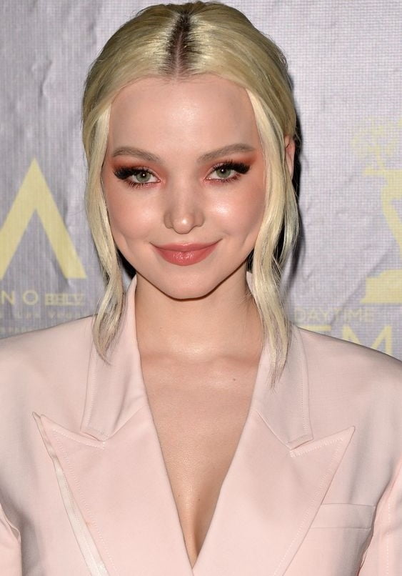 DOVE CAMERON PICTURES #101101148