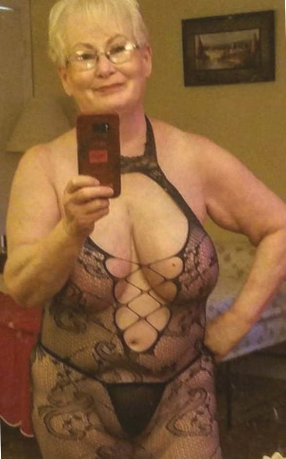 Amateur Granny #93109665