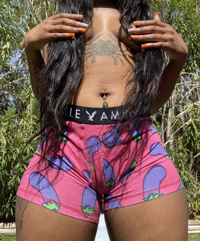 Lala Cakes nackt #109570316