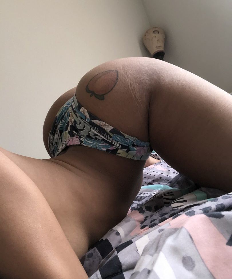 Lala Cakes nackt #109570330