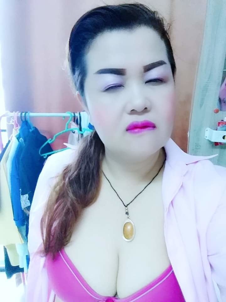 Madre tailandesa sexy. 1
 #95540756