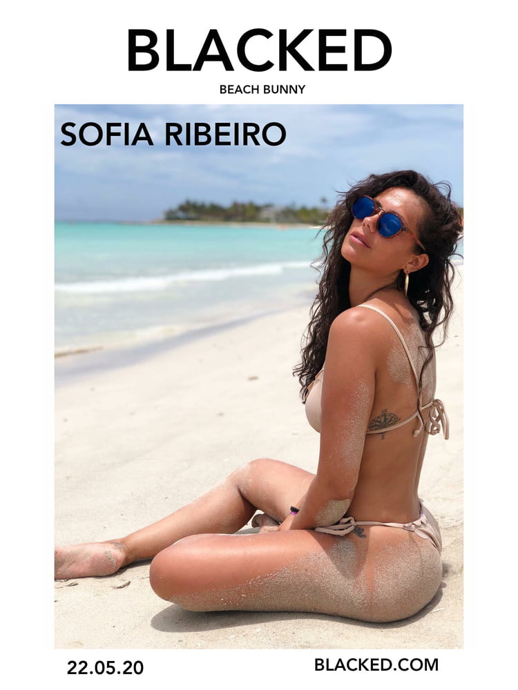 セレブの黒塗り
 #103086276