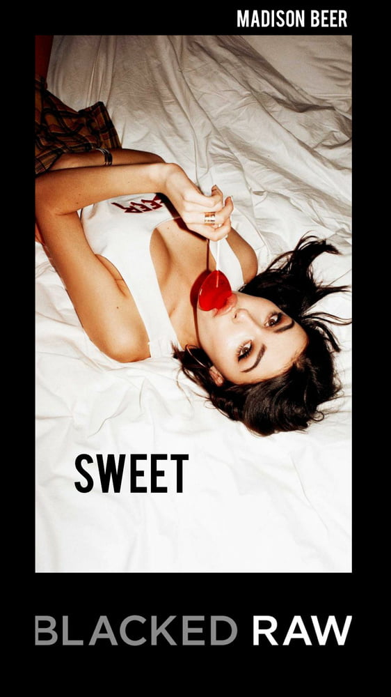 セレブの黒塗り
 #103086325