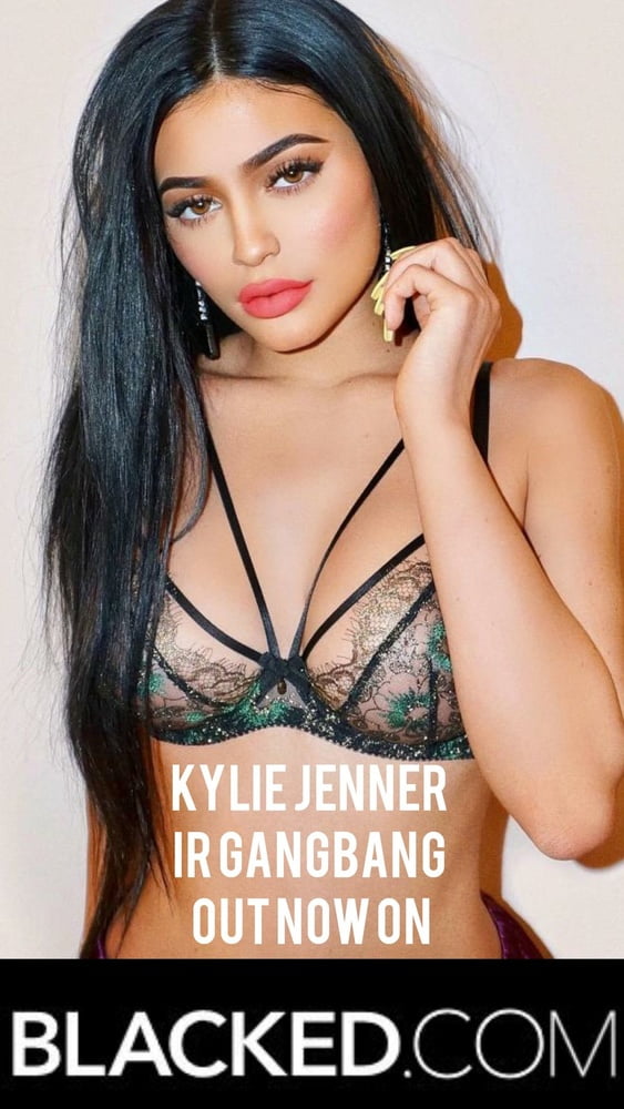 セレブの黒塗り
 #103086369