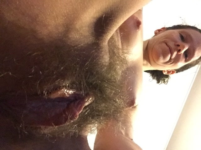 Nazli amcik
 #104431647