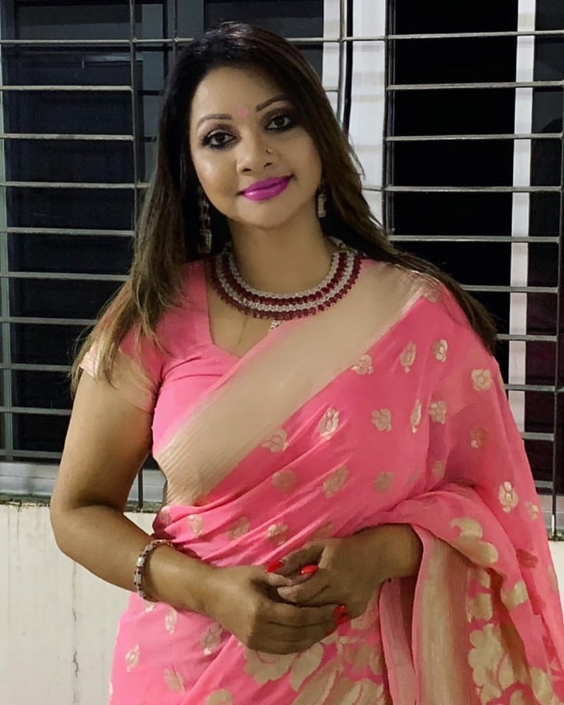 FOR BENGALI LOVERS NON NUDE #102476018