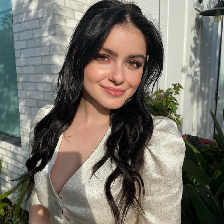 Ariel Winter
 #91748919