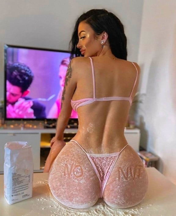 Los mejores culos en mi opinión 388
 #101011734