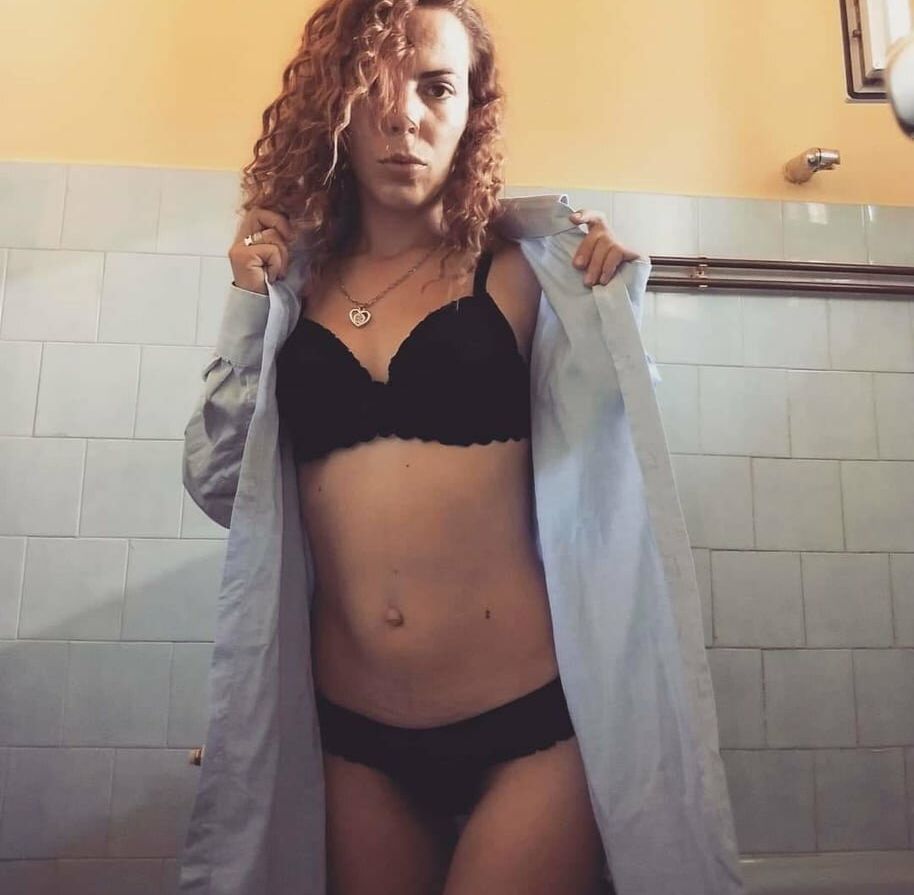 Srbija desnuda #108256815