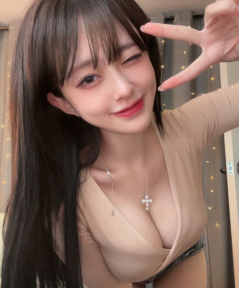 Bbang9.2 desnuda #108467885