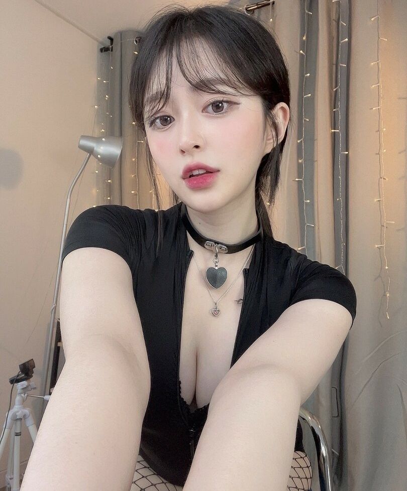 Bbang9.2 desnuda #108468022