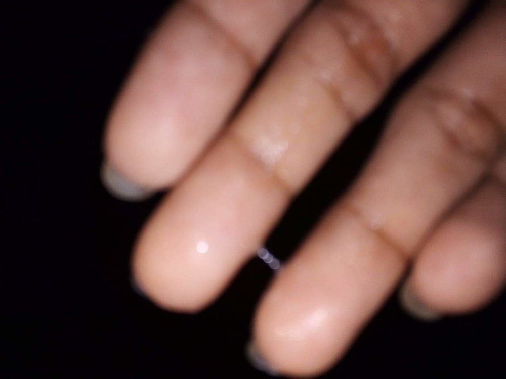 Sri lankan girl wet fingers #106862302