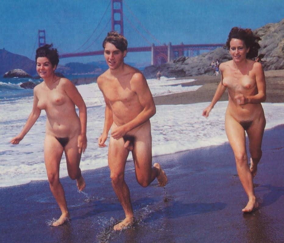 Naked couples on the beach Vintage #94427784