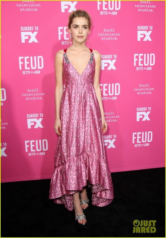 Kiernan shipka kiki!
 #82429297