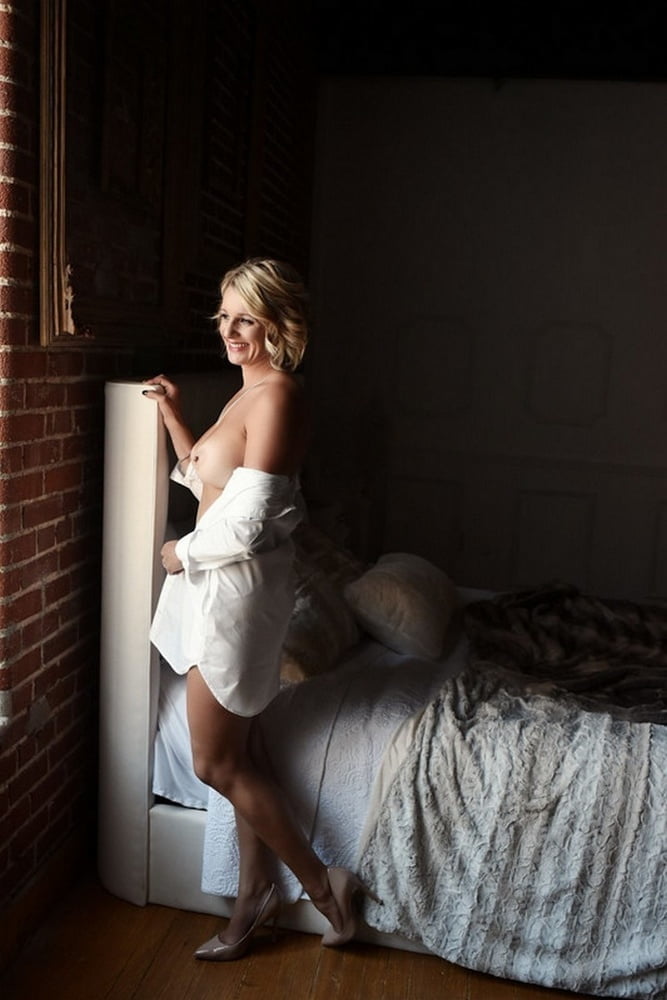 Boudoir 40 (76)
 #105997573