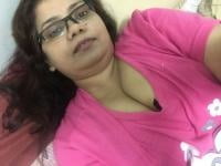 A hot chubby aunty #99969286