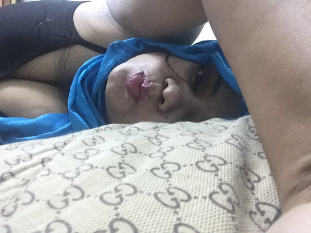 A hot chubby aunty #99969385