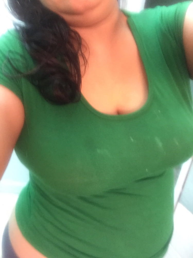 A hot chubby aunty #99969398