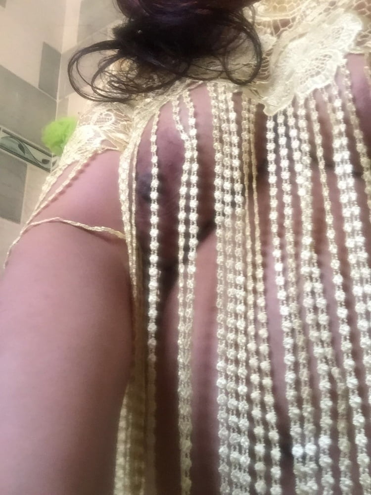 A hot chubby aunty #99969402
