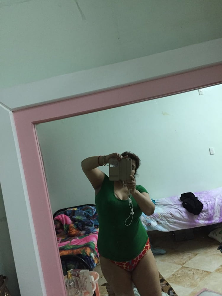 A hot chubby aunty #99969419