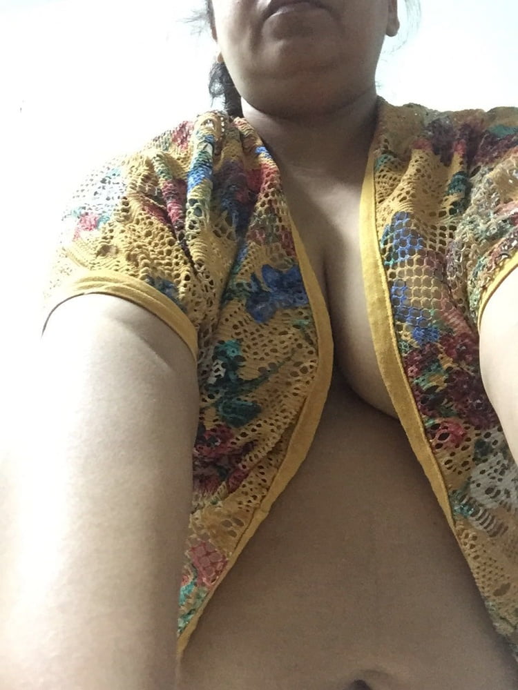A hot chubby aunty #99969422