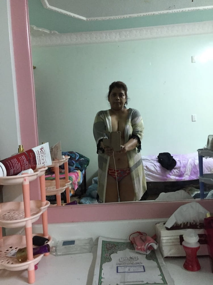 A hot chubby aunty #99969431
