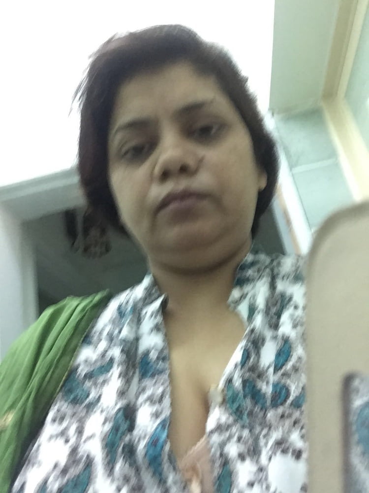 A hot chubby aunty #99969437