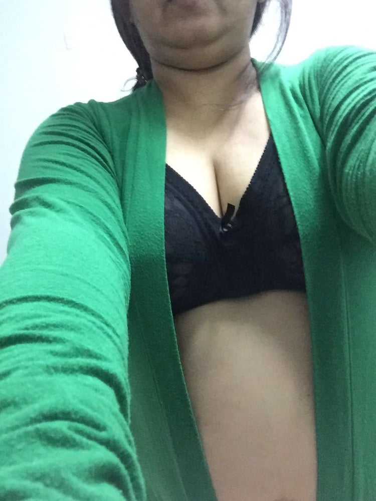 A hot chubby aunty #99969537